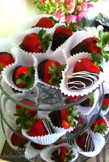 strawberries-in-white-cupcake-paper
