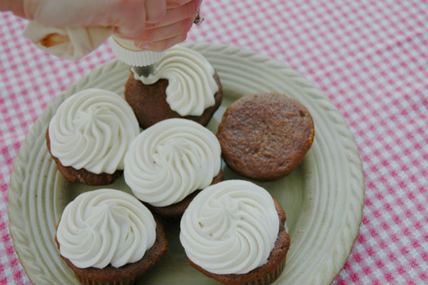 how-to-make-pretty-cupcakes2