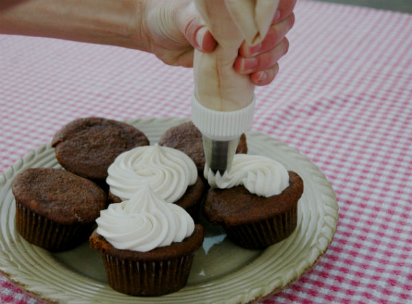 how-to-make-pretty-cupcakes3